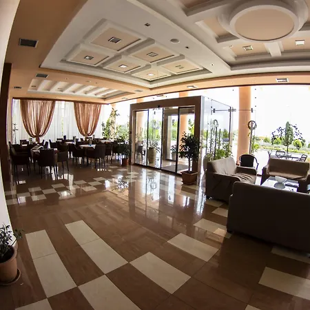 Hotel Perinthos 4*