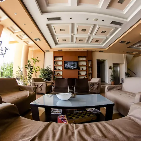 Hotel Perinthos 4*